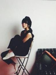 콿