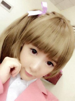 콿