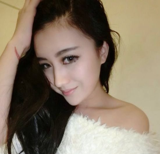 李卓君