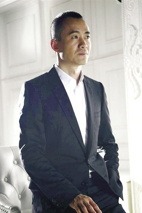 邱启明