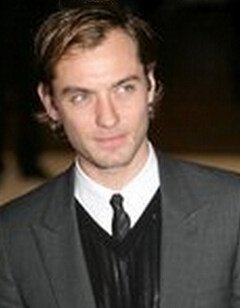 Jude LawƬ
