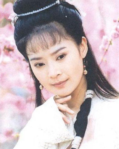 俞小凡