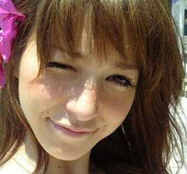 藤井莉娜