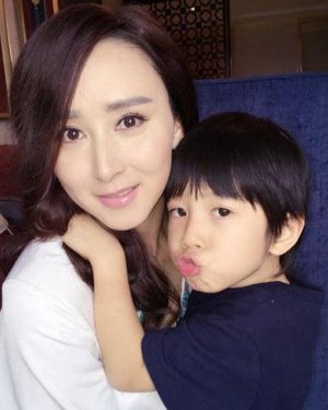 ���л����Ÿ������ϼ�ͼƬ ���л������Ž����