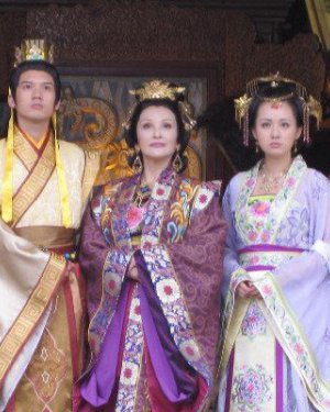 �º����ݹ��ĵ��Ӿ� �º�����������Щ���Ӿ�