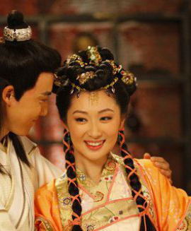 ���¶����Ĳ����Ӿ�Ľ�ɫ ���¶���������˭