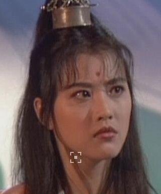 周海媚