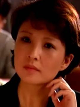 李羚