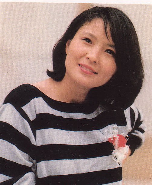 李羚