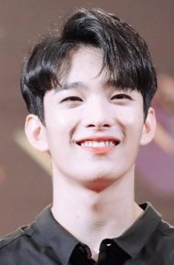˶ϼ ˶뱳ݹӰӾͼƬ