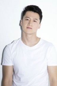 初鹏旭个人资料简介 初鹏旭背景及演过的影视剧图片