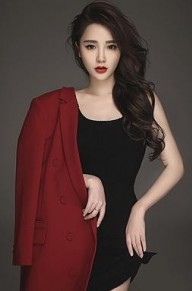 江璟儿