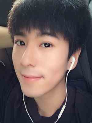 尼利特龙个人资料 尼利特龙背景及演过的影视剧图片