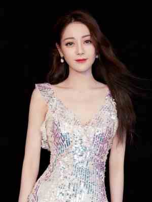 迪丽热巴个人资料 迪丽热巴背景及演过的影视剧图片