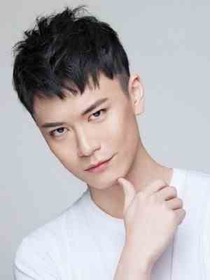 黄鹤立个人资料 黄鹤立背景及演过的影视剧图片