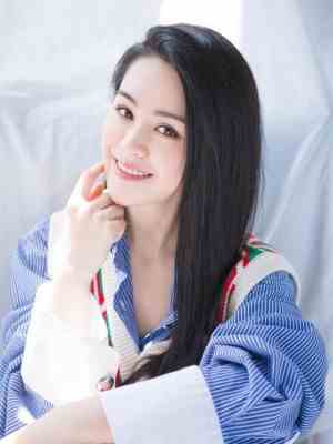 蒙玉立