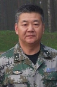 张岩