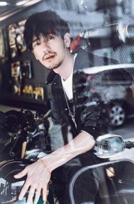 白宇