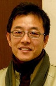 李基英